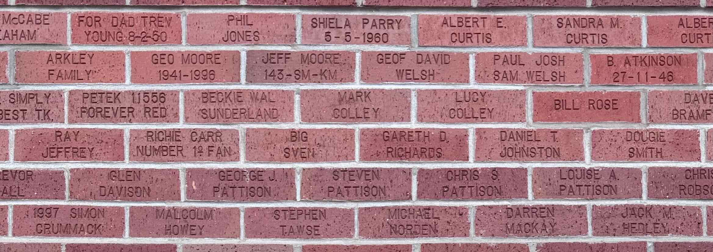 Image of brick for 1997 SIMON CRUMMACK