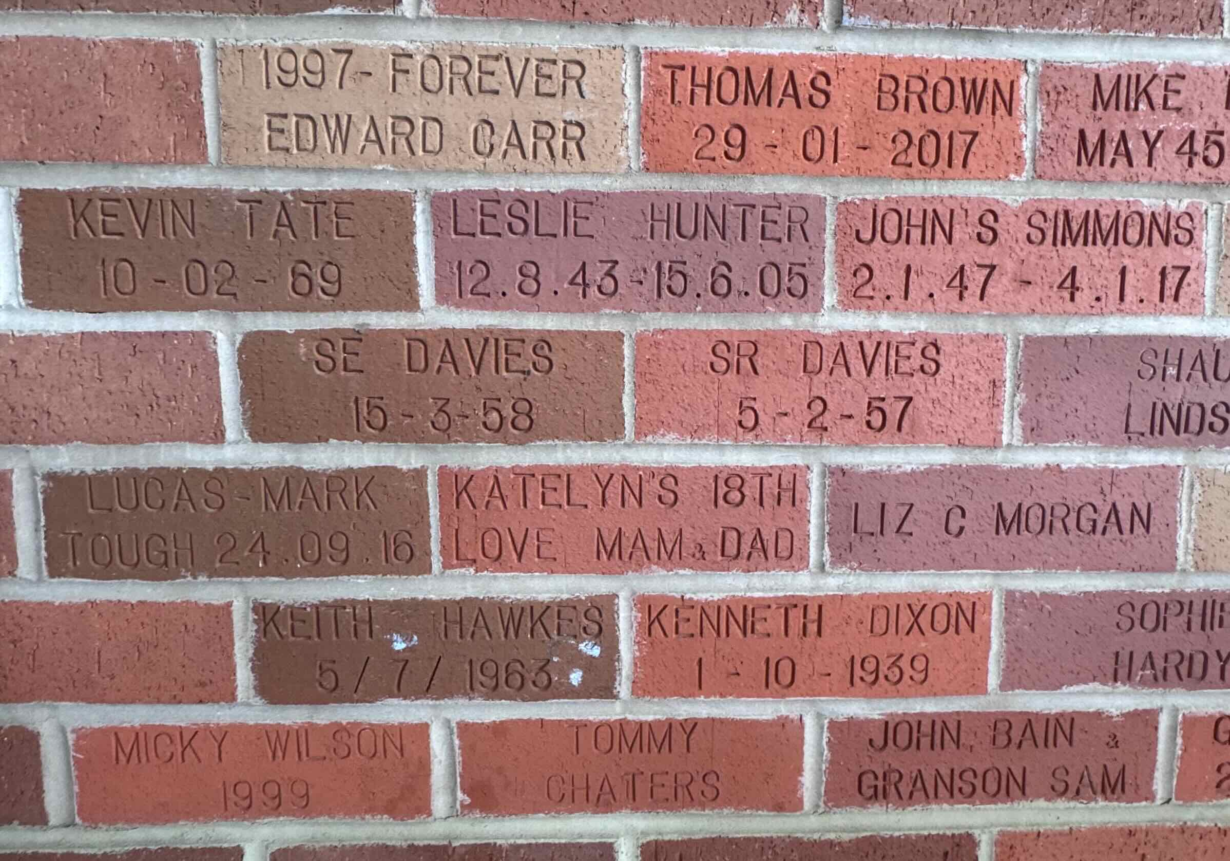 Image of brick for LESLIE HUNTER 12.8.43-15.6.05
