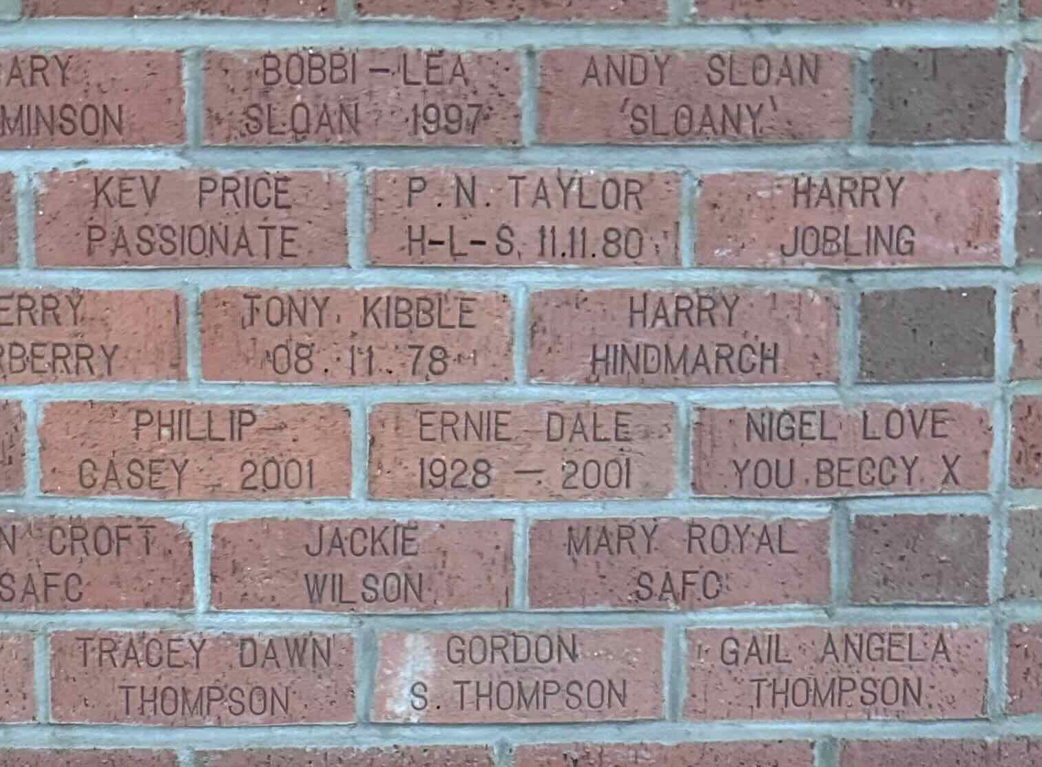 Image of brick for GAIL ANGELA THOMPSON
