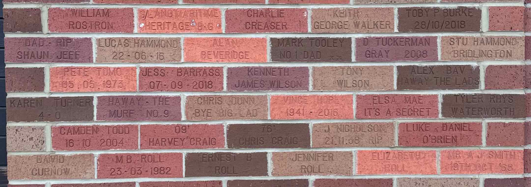 Image of brick for 76' CHRIS CRAIG