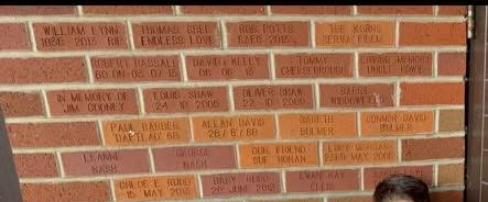 Image of brick for THOMAS ???? ENDLESS LOVE